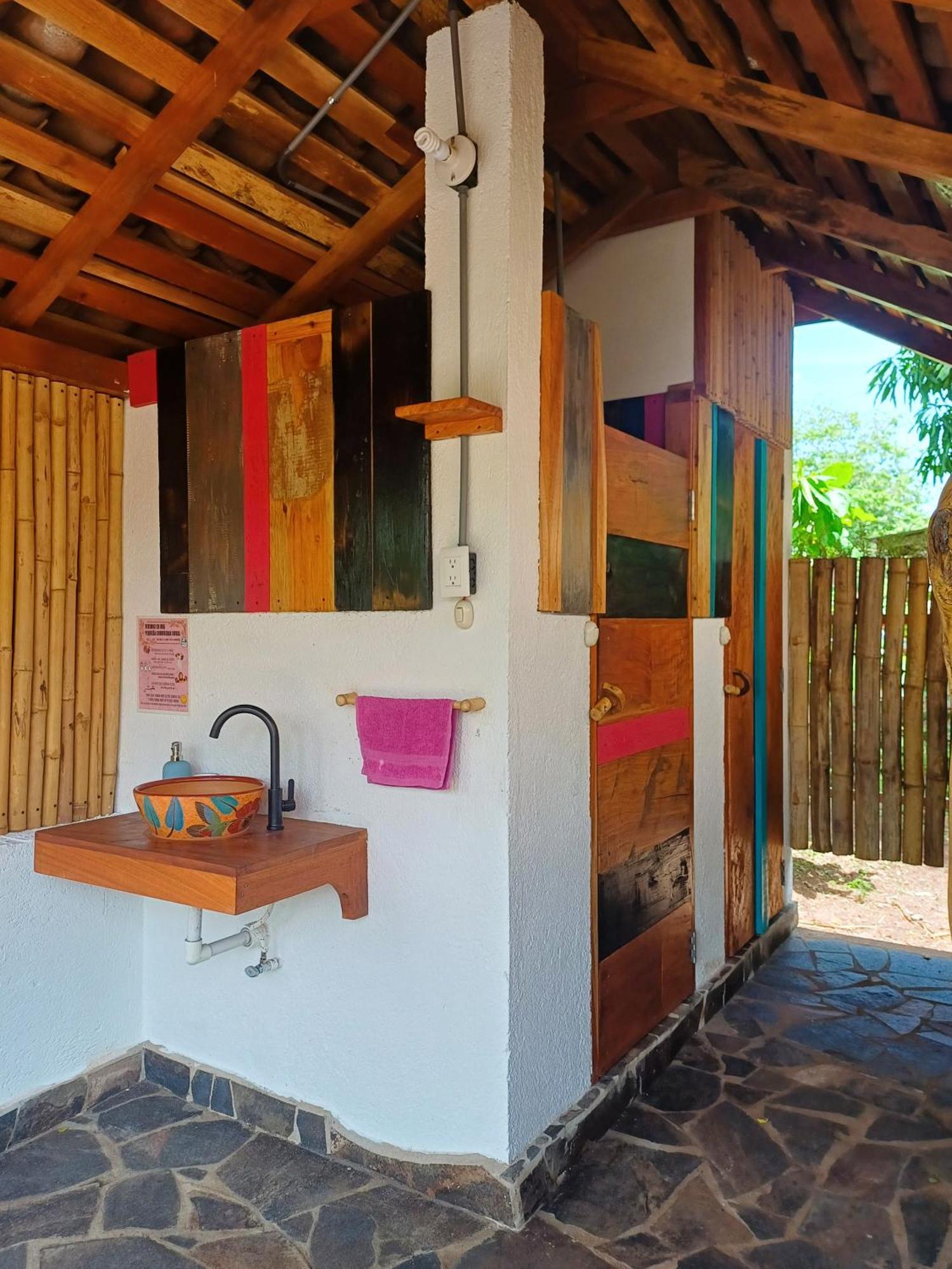 La Urraca Loca Hostel Balgue Eksteriør bilde
